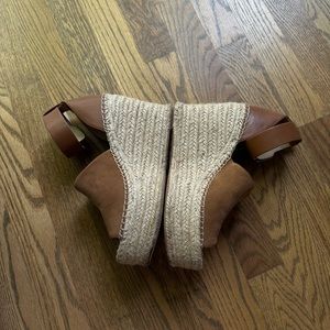 Marc Fisher ESPADRILLE WEDGE SANDAL